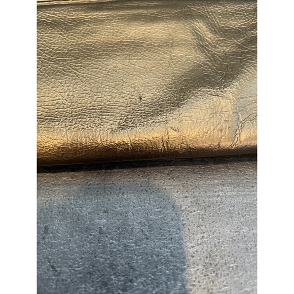 HOBO International Clutch Wallet Metallic gold - Picture 4 of 12